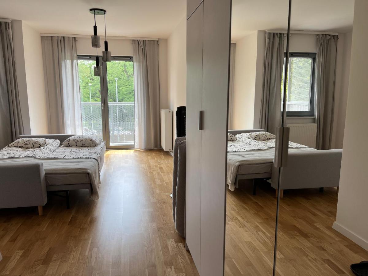 Modern Studio 1.6km From Main Train Station Krakau